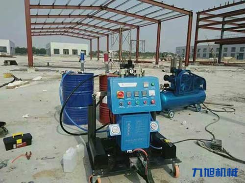 聚氨酯噴涂施工設(shè)備(圖2) 新建鋼結(jié)構(gòu)廠房聚氨酯防腐