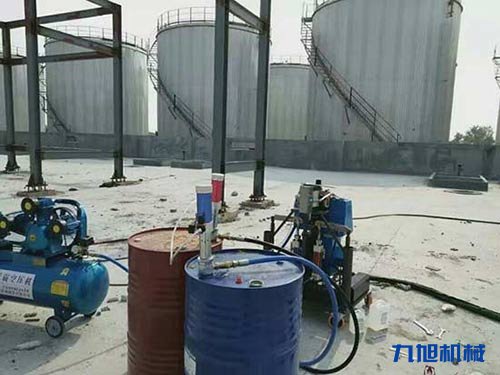 新型聚氨酯黑料粉末噴涂應(yīng)用廣還環(huán)保(圖2) 鋼結(jié)構(gòu)廠房聚氨酯防腐噴涂施工